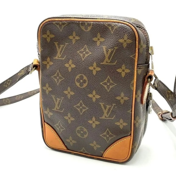 Auth Louis Vuitton Monogram Amazon Crossbody bag - Picture 3 of 9